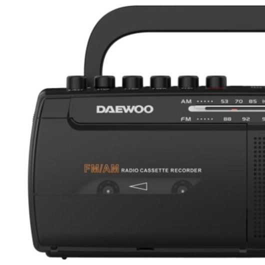 Tragbares Daewoo DW1108 AM/FM Kassettenradio mit integriertem Mikrofon