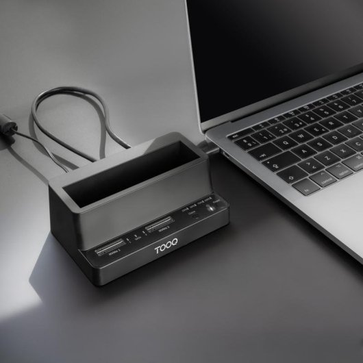 Docking station TooQ TQDS-502B USB-C NVMe con clonazione