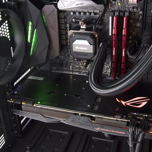 PcCom Platinum Ryzen 1800X/16GB/240M.2/2TB/GTX1080