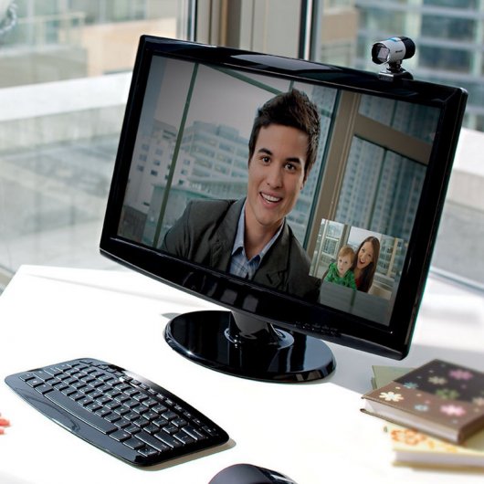 Microsoft LifeCam Studio Webcam HD