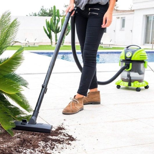 Aspirador Industrial Cecotec Wet & Dry 1400W 15L Sólidos e Líquidos Filtro HEPA