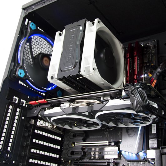 PcCom Gold Pro i5-7600K / 16GB / SSD 250GB / 1TB HDD / GTX1080