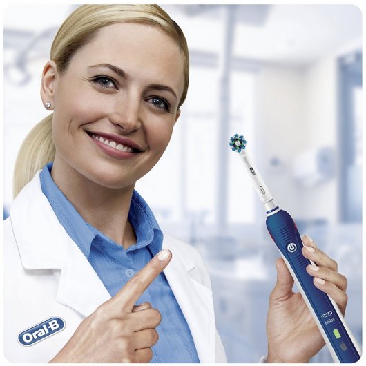 Oral-B Pro 2000 Azul