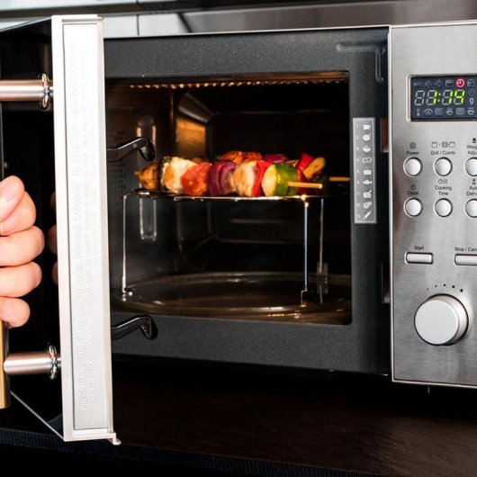 Cecotec Steel Microondas con Grill 700W