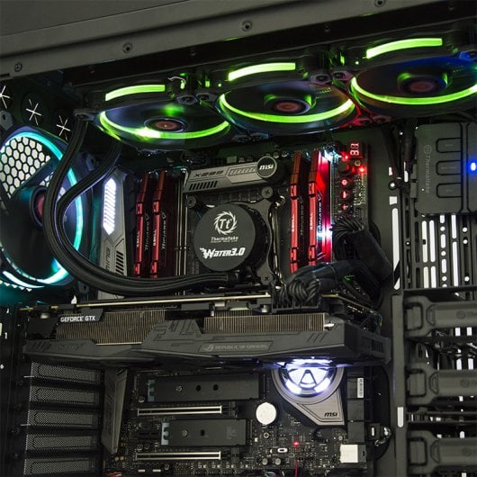 PcCom Platinum BattleBox Ultimate Intel Core i9-7900X/64GB/8TB/1TB M.2/GTX1080Ti