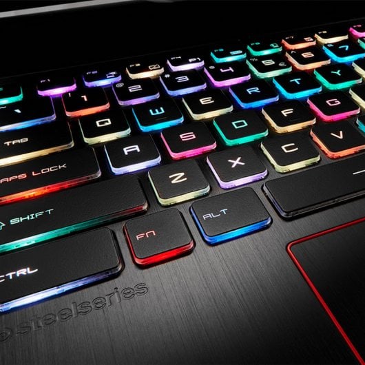 MSI GE73VR 7RF-257ES Raider 4K Intel Core i7-7700HQ/16GB/1TB+512SSD/GTX1070/17.3"