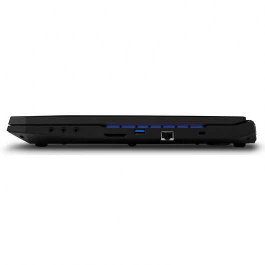 Medion Erazer X7853-MD60707 Intel Core i7-7700HQ/16GB/1TB+256GB SSD/GTX1070/17.3"
