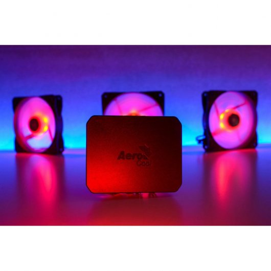 Aerocool Project 7 P7-H1 Hub Controlador RGB para Ventiladores