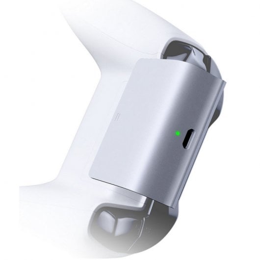 Gioteck BP2 S Batteria Bianca + Cavo di Ricarica e Riproduzione da 4 m per Xbox One S