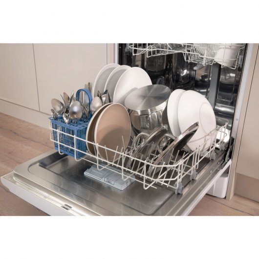 Lavavajillas Indesit DFG 15B10 EU Capacidad 13 Cubiertos A+ Blanco