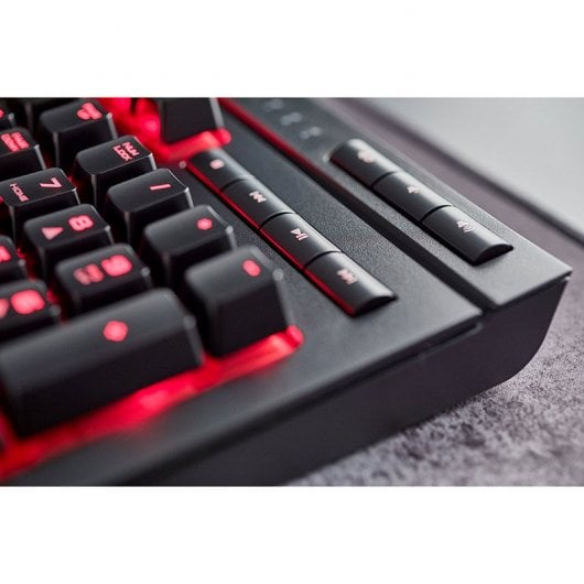 Corsair K68 Teclado Mecânico Gaming Retroiluminado