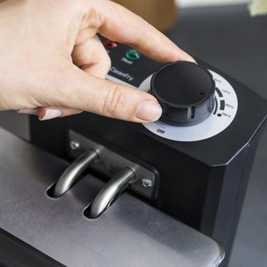 Friteuse traditionnelle Cecotec CleanFry 1.5L 1000W acier inoxydable filtre OilCleaner