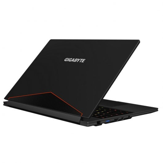 Portátil Gaming Gigabyte Aero 15W V8 Intel Core i7-8750/16GB/512GB SSD/GTX1060/15.6"