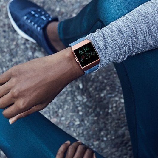 Fitbit Ionic Smartwatch Naranja/Azul