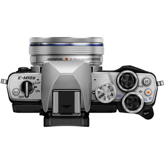 Olympus OM-D E-M10 Mark II Plata + 14-42 mm IIR + 40-150 mm II