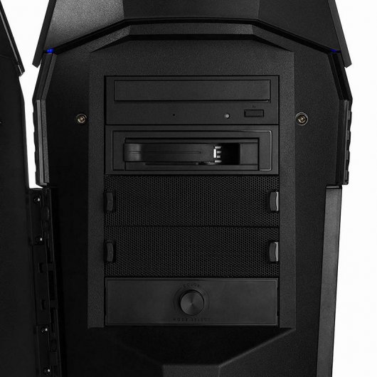 Medion Erazer X77 Intel Core i9-7900/16GB/2TB+256GB SSD/GTX1080