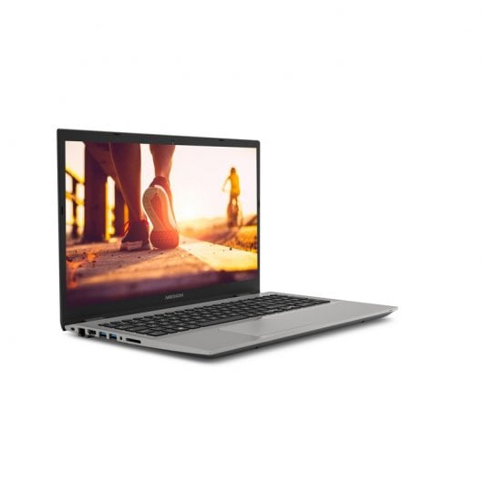 Medion S6425 Intel Core i3-8130/8GB/256GB SSD/15.6"
