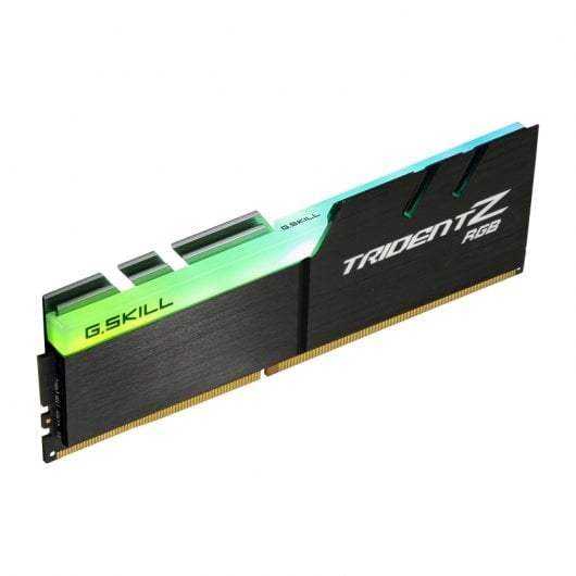 G.Skill Trident Z RGB DDR4 3600 PC4-28800 32 Go 4 x 8 Go CL19