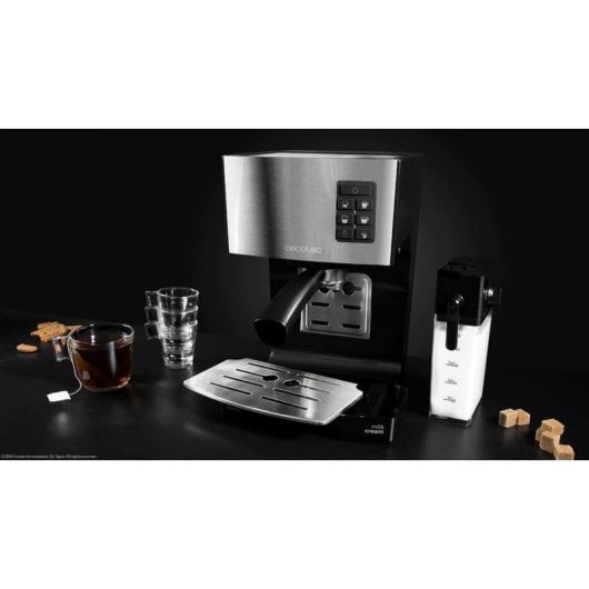 Cafeteira Semiautomática Cecotec Power Instant-ccino 20 1,4L 20 bares com depósito de leite
