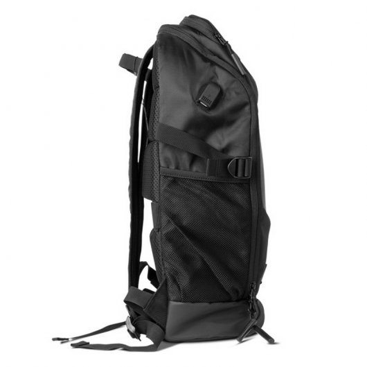 Ozone Giants BPCK Mochila Gaming con Puerto USB para Portátil hasta 17"