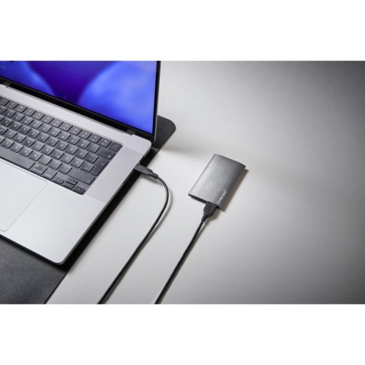 Disco SSD Intenso Premium Edition 500GB USB 3.2 veloce e resistente