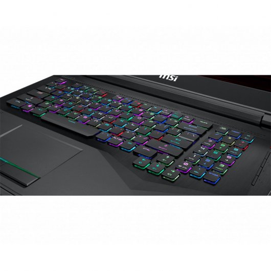 MSI GT75 Titan 8SG-017ES Intel Core i9-8950HK/32GB/1TB + 512GB SSD/RTX 2080/17.3"
