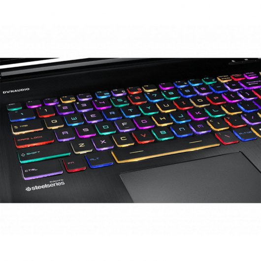 MSI GT63 Titan 8SF-004ES Intel Core i7-8750H/32GB/1TB + 512GB SSD/RTX 2070/15.6"