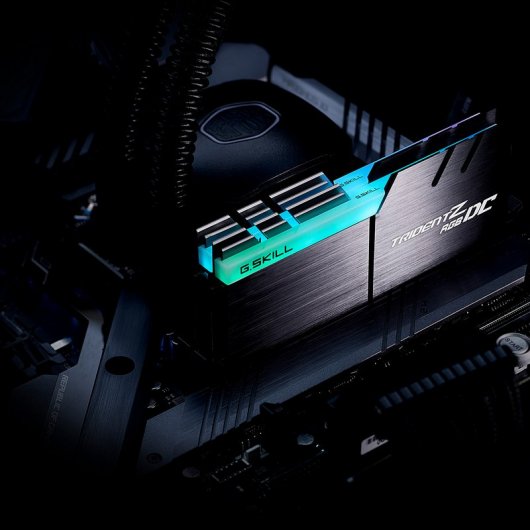 G.Skill Trident Z RGB DC DDR4 3200 PC4-25600 64GB 2x32GB CL 14