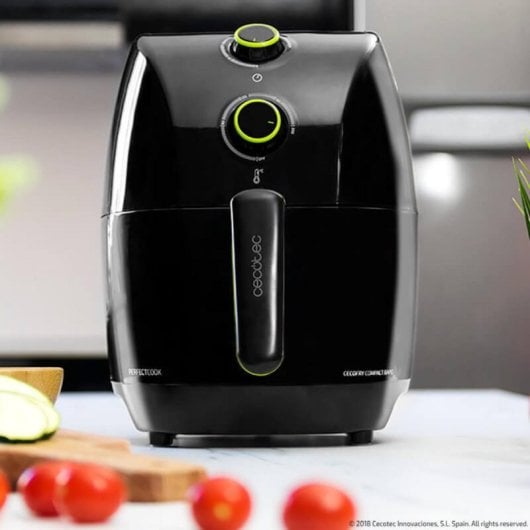 Heißluftfritteuse Cecotec Cecofry Compact Rapid Black 1,5 L 2000W mit Thermostat und Rezeptbuch