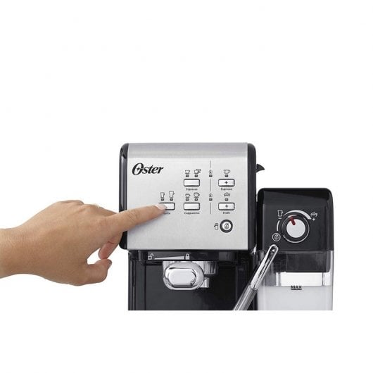 Oster OCF108X Prima Latte II Máquina de Café Expresso 19 Bares Prateada com Tratamento de Leite