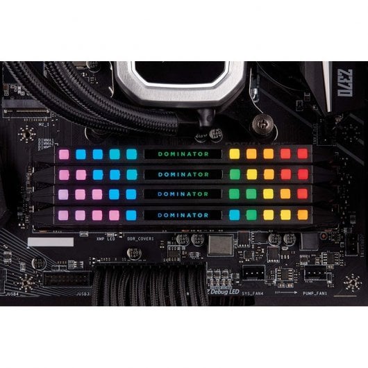 Corsair Dominator Platinum RGB Speichermodul 32 GB 4 x 8 GB DDR4 3200 MHz