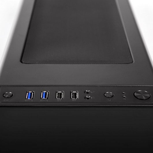 Talius Leviathan Verre Trempé USB 3.0 RGB Noir