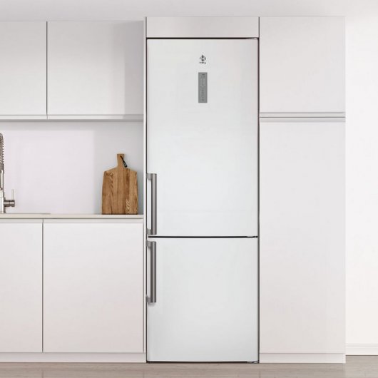 Balay 3KF6902WE Frigorífico Combi  A++ Blanco