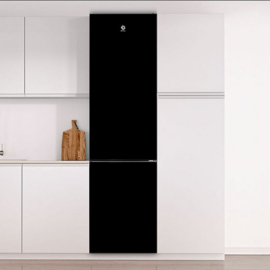 Balay 3KF7892BI Frigorífico A++ Cristal Negro