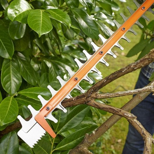Black & Decker BEHTS401 Elektrische Heckenschere mit Doppelsägeblatt 55 cm 500 W