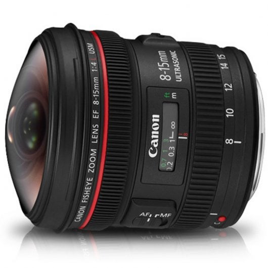 Canon Objectif EF 8-15mm f/4L Fisheye USM