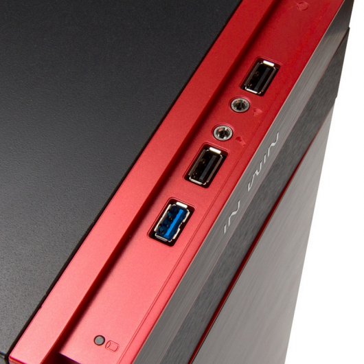 In Win 703 USB 3.0 con Ventana Negra