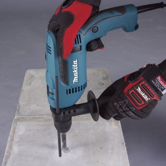 Makita HP1641 Taladro Percutor 680W