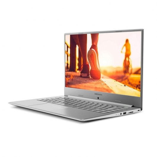 Medion P6645 Intel Core i5-8265U/8GB/1TB+128GB SSD/MX150/15.6"