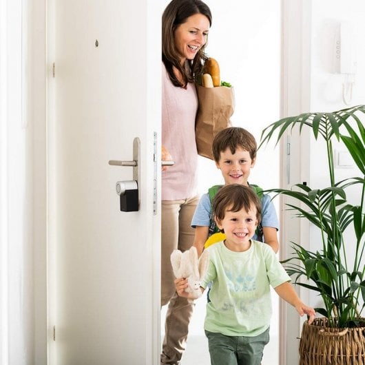 Nuki Combo 2.0 Smart Lock y Bridge Cerradura Inteligente Bluetooth