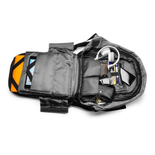 Unotec Mochila para Portátil/Tablet con Salida USB y de Auriculares