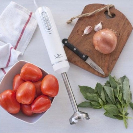 Licuadora Jata BT158 700W Inox Pie Desmontável 2 Velocidades Copo 800ml