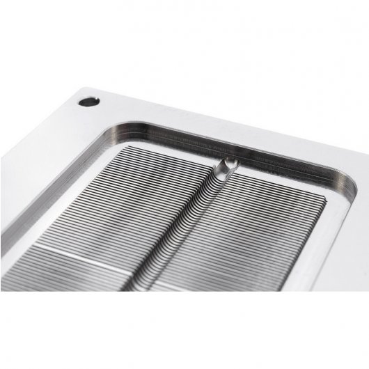 EKWB Supremacy sTR4 Waterblock Níquel/Plexi