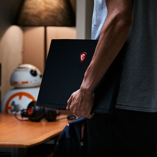 MSI GL75 9SEK-074XES Intel Core i7-9750H/16GB/1TB SSD/RTX 2060/17.3"