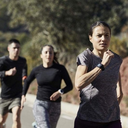 Polar M430 GPS Bluetooth 43mm LCD Schwarz M/L Wasserdicht Pulsmesser Schlaftracking