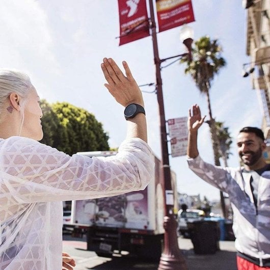 Polar M200 Bluetooth GPS 42mm Preto M/L Resistente à Água Pulsómetro Monitor Sono