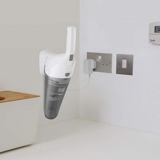 Aspirateur à Main Black & Decker NVB215WN 4,5W 8min 0,37L Ultra-léger Blanc