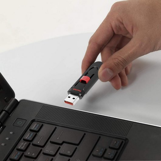 SanDisk Cruzer Glide 16GB USB Negro