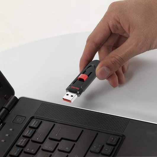 SanDisk Cruzer Glide 32GB USB Nero