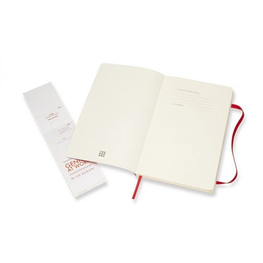 Moleskine Grand Carnet Classique 192 Feuilles Pages Lisses Couverture Souple Rouge